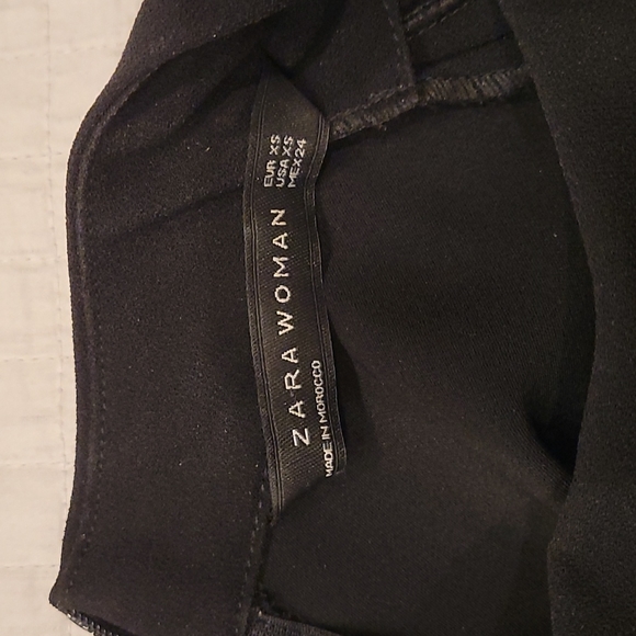 WOMEN'S BLACK V NECK ZARA MINI DRESS $50 - Picture 7 of 7